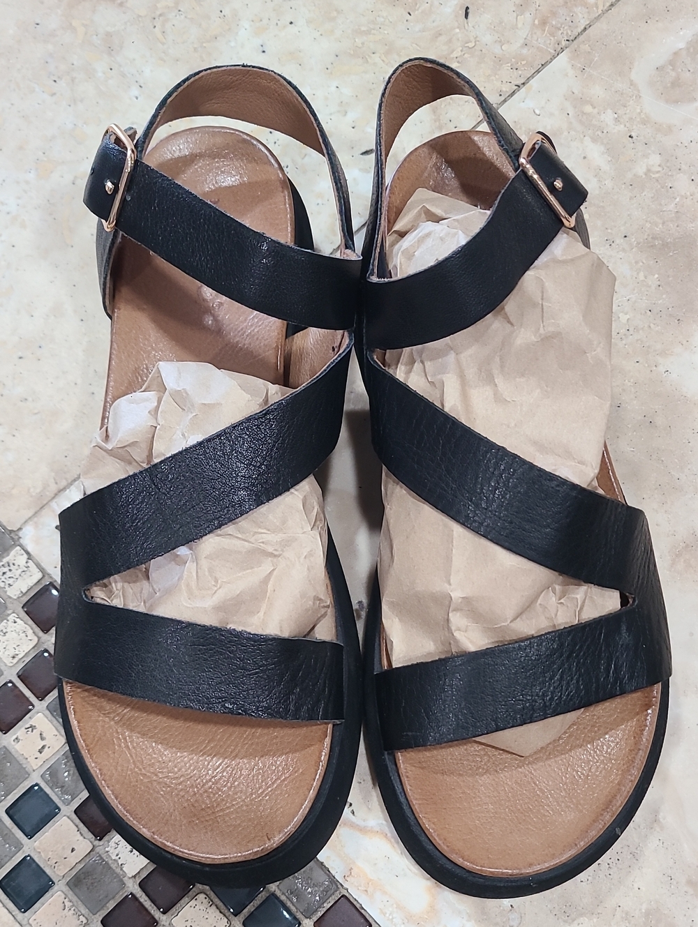 Inuovo Black Strappy Women’s Leather Sandals with Adjustable Buckle